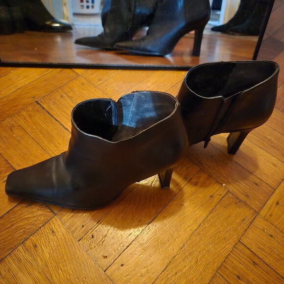 Nine West leather booties 7.5 Hp🔥🔥💓🔥 - Picture 7 of 7